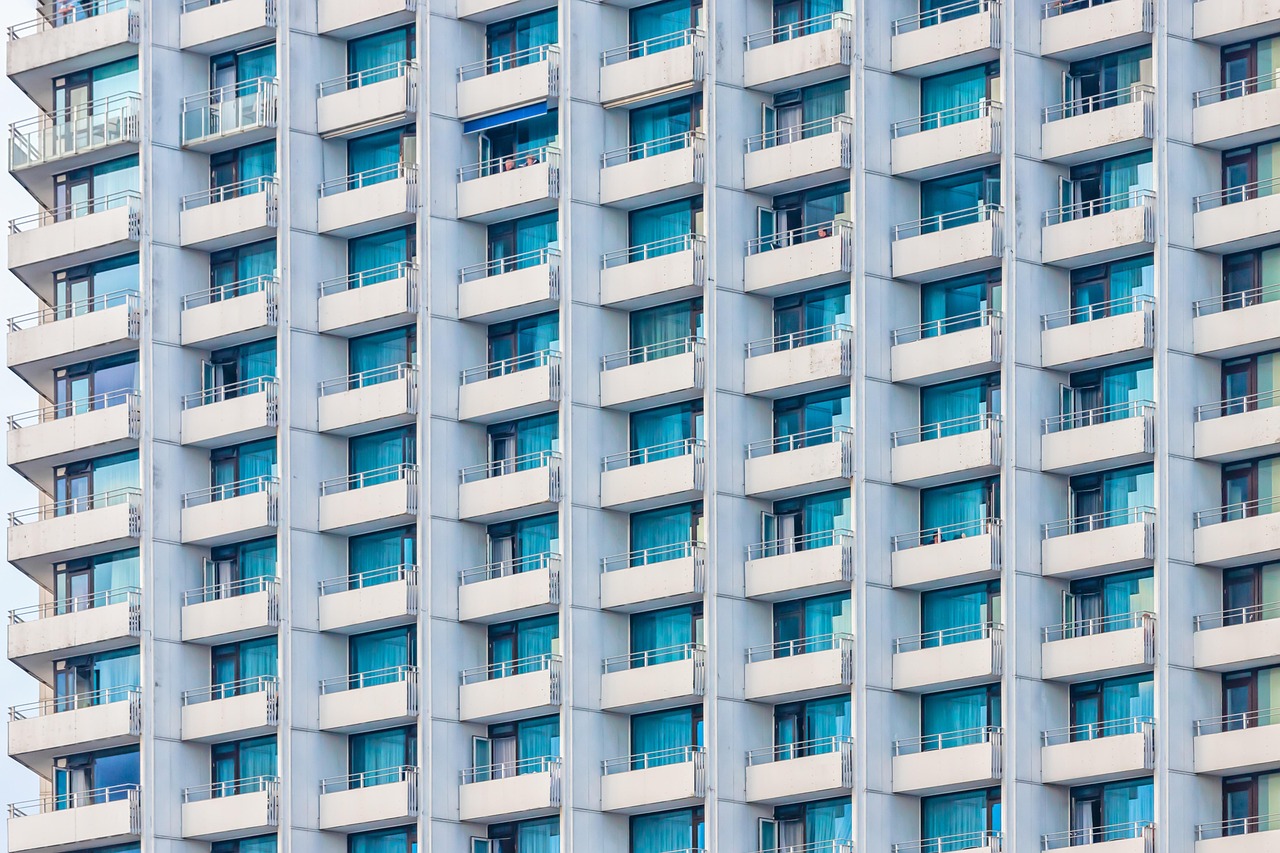 luxury real estate exterior facade